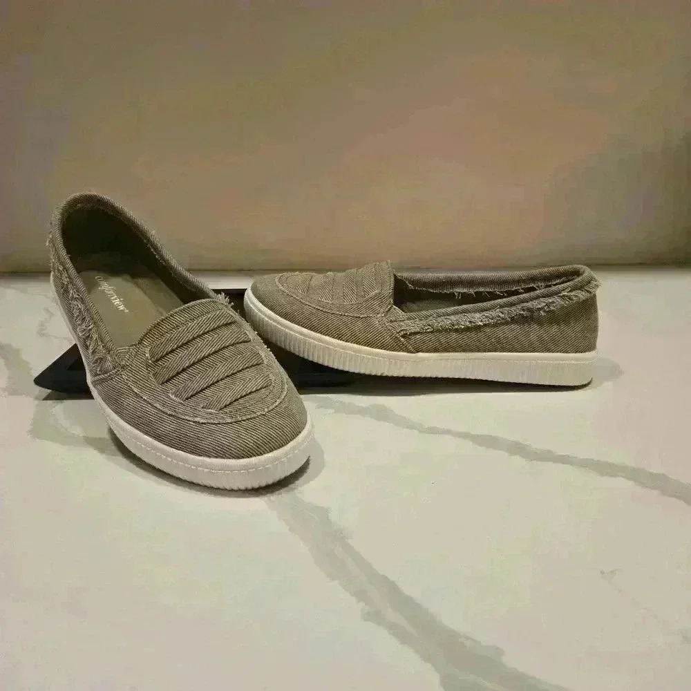 Comfortview Womens Slip On Loafer Denim Sneaker Green Size 9W
